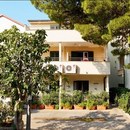Vila Doris Hotel Baška Voda Kültér fotó